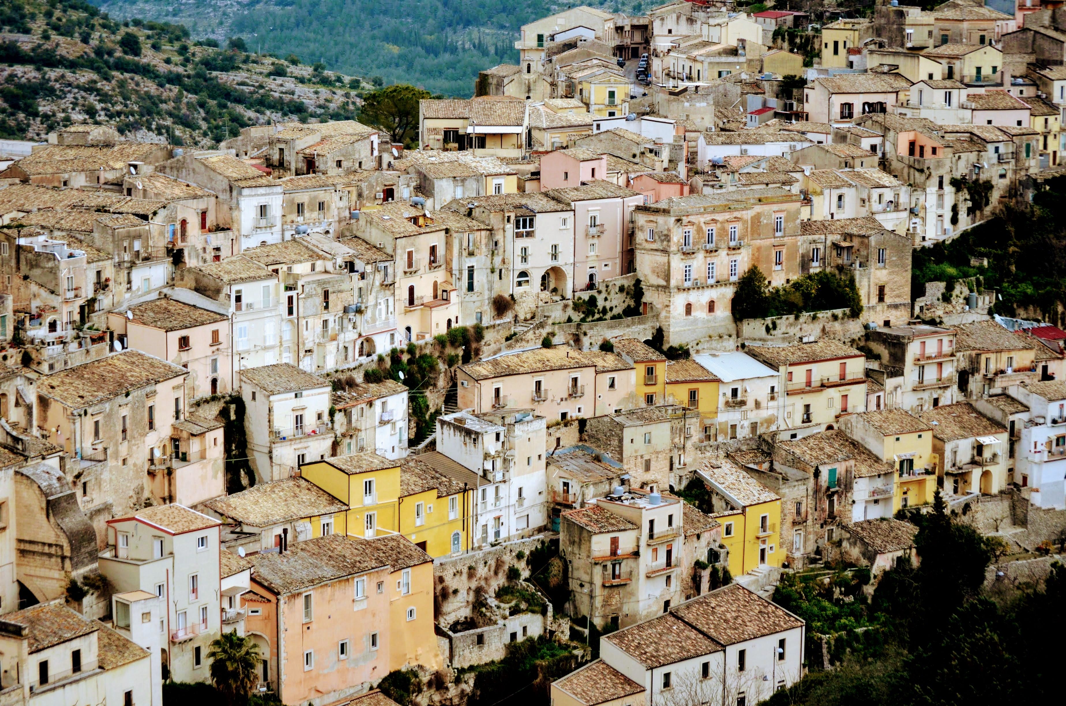 Casa a 1 euro con corte — Sperlonga