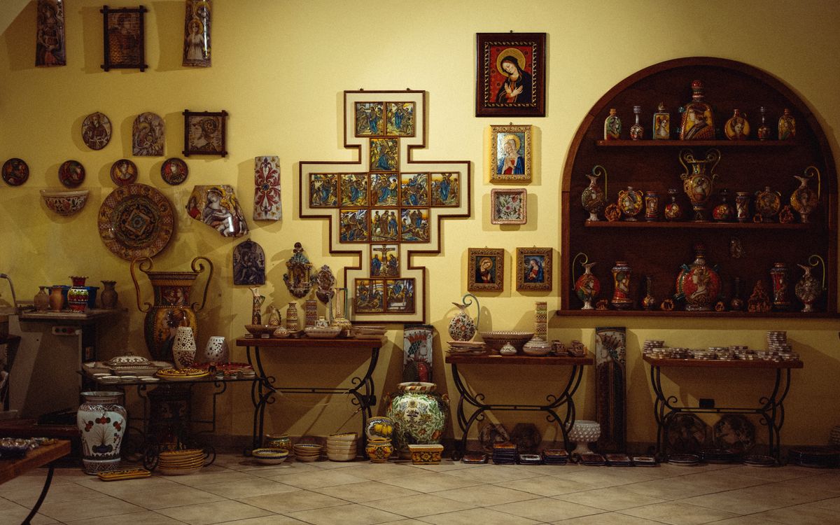 Zuppiera in Maiolica di Faenza