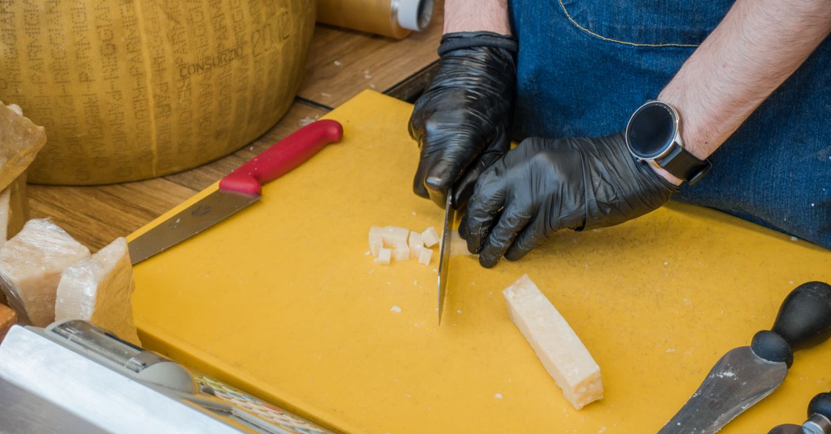 Gorgonzola DOP Piccante — Caseificio Val d'Orcia