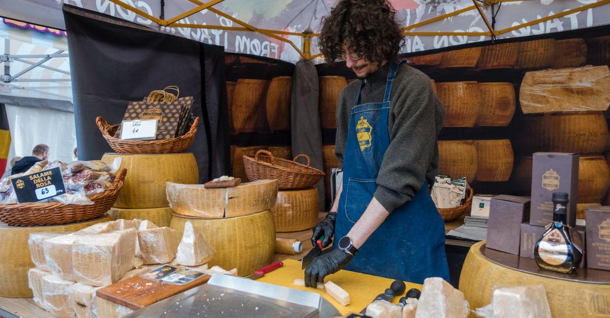 Formaggio Ubriaco al Raboso — Caseificio Val d'Orcia