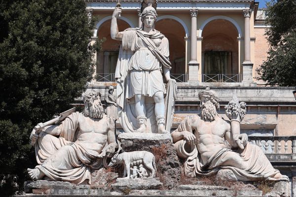 Segreti di Marmo — 2