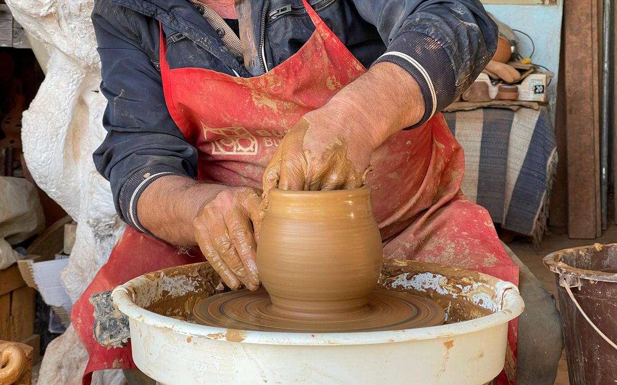 Teiera in Maiolica Dipinta a Mano