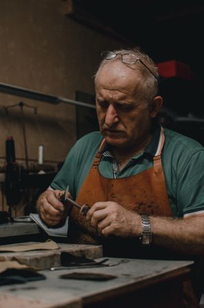 Campana da tavolo in bronzo di Agnone — 2