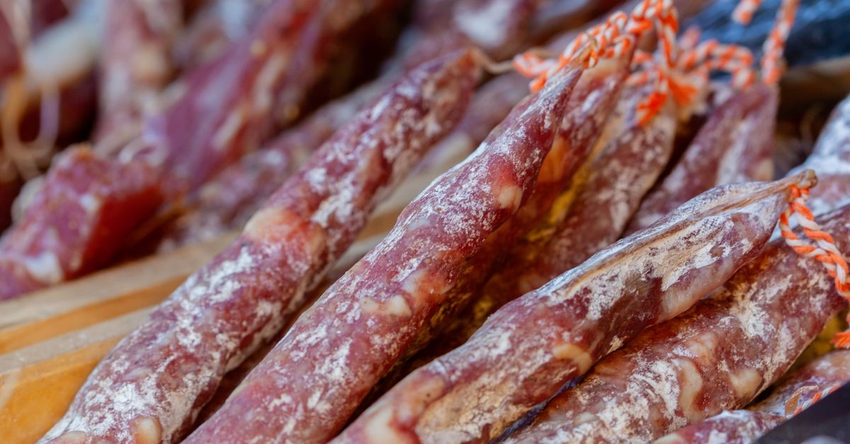 Mortadella Bologna IGP al Pistacchio — Antica Norcineria Umbra